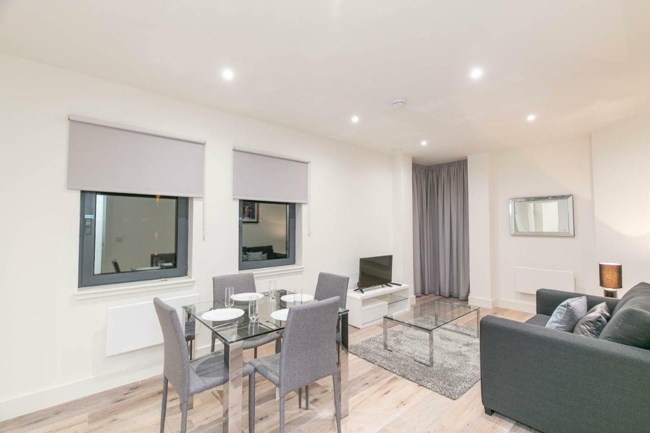 Deluxe Apartments By Heathrow Harmondsworth Extérieur photo