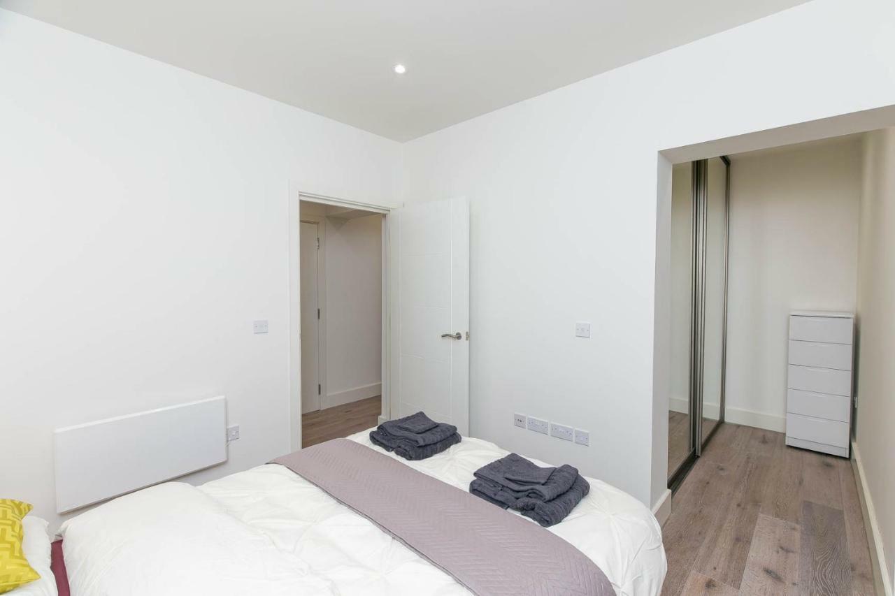 Deluxe Apartments By Heathrow Harmondsworth Extérieur photo