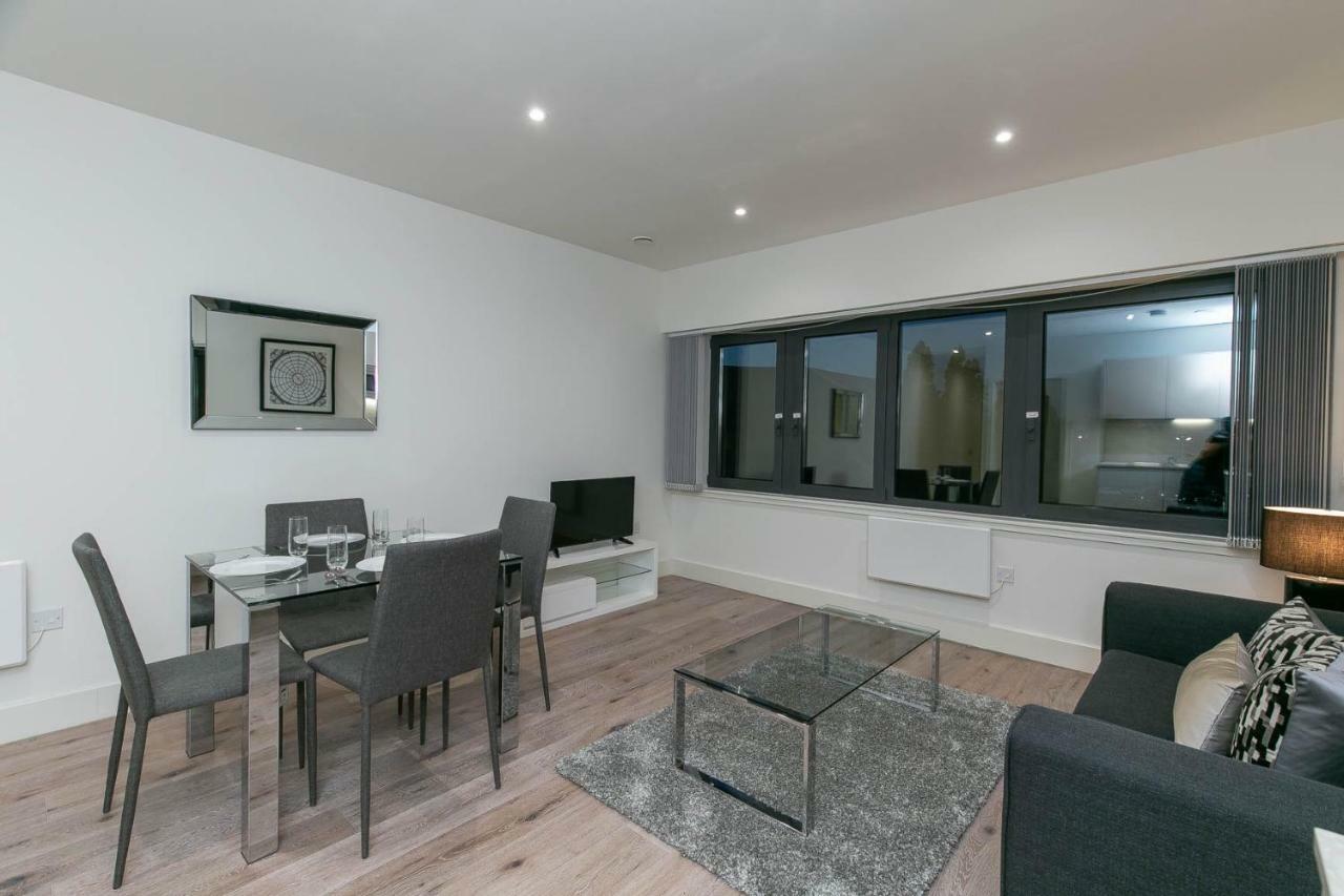 Deluxe Apartments By Heathrow Harmondsworth Extérieur photo