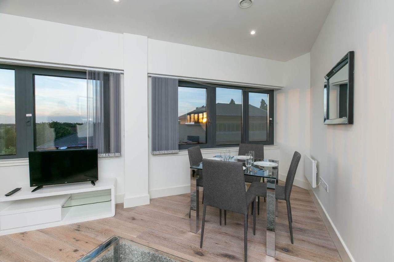 Deluxe Apartments By Heathrow Harmondsworth Extérieur photo